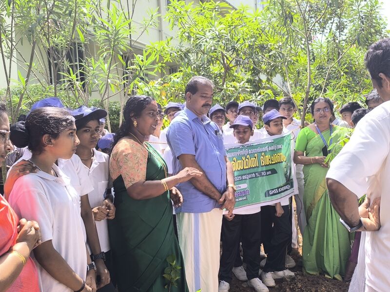 പ്രമാണം:44029 2325.jpg