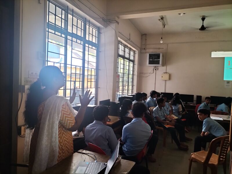 പ്രമാണം:LK24 EKM 20003 1.jpg