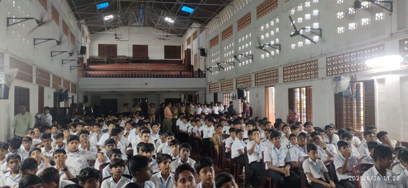 പ്രമാണം:17018 antidrugday-2.jpeg