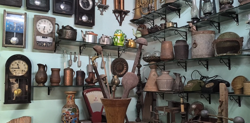 പ്രമാണം:17092-karaniveedu documentary lk.png