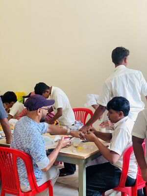 19009-LED REPARING TRAINING TO PARENTS BY ENERGY CLUB.jpg