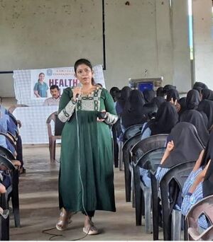 24076-Healthclub Awareness class.jpg