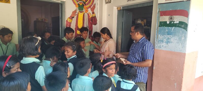 പ്രമാണം:31262- valavoor-chickenpox3.jpg