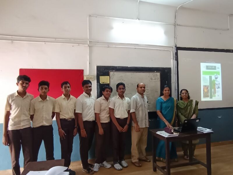 പ്രമാണം:36021 thanal release.jpg