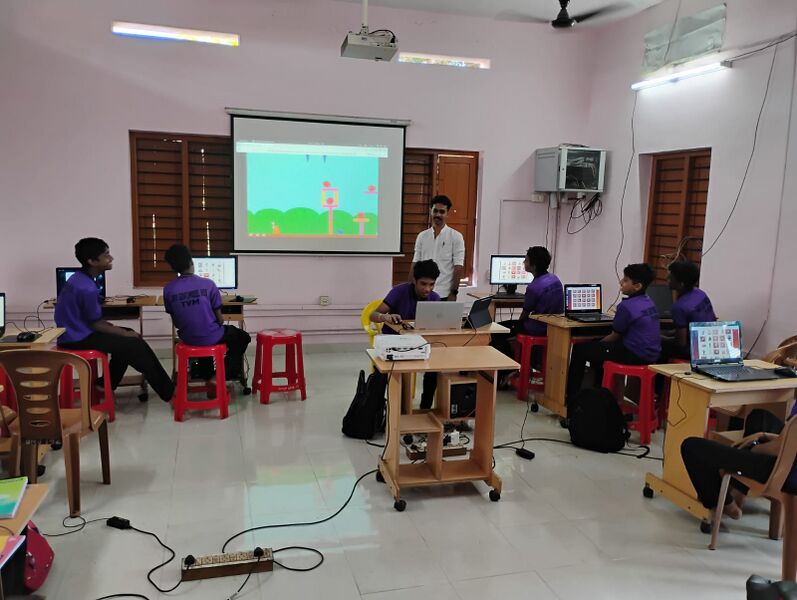 പ്രമാണം:43083 camp2 1.jpg