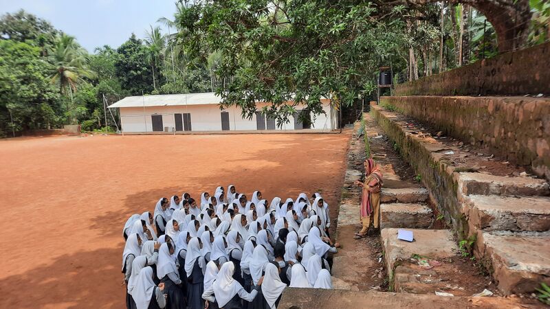 പ്രമാണം:47099 Sports Room.jpg