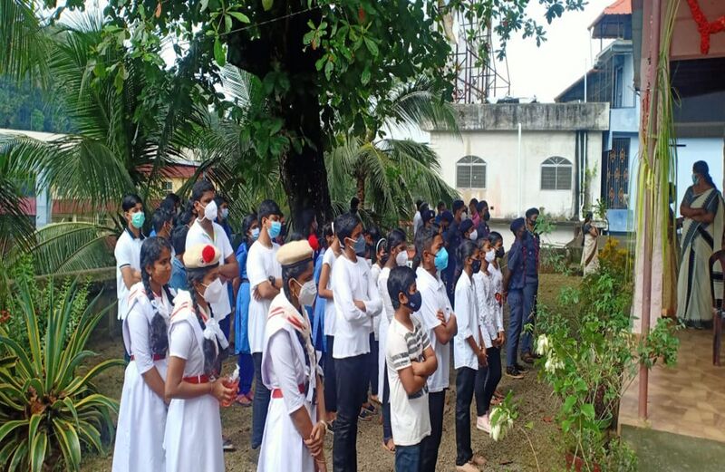 പ്രമാണം:BS21 PTA 37053 4.jpg