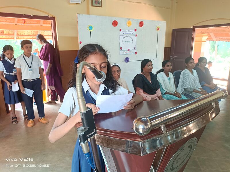 പ്രമാണം:11473 MDNA KGD VanithaDinam2025 2.jpeg