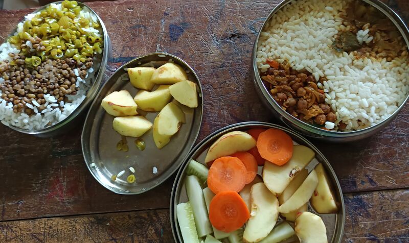 പ്രമാണം:16041 Balanced diet5 2025 Aug.jpg