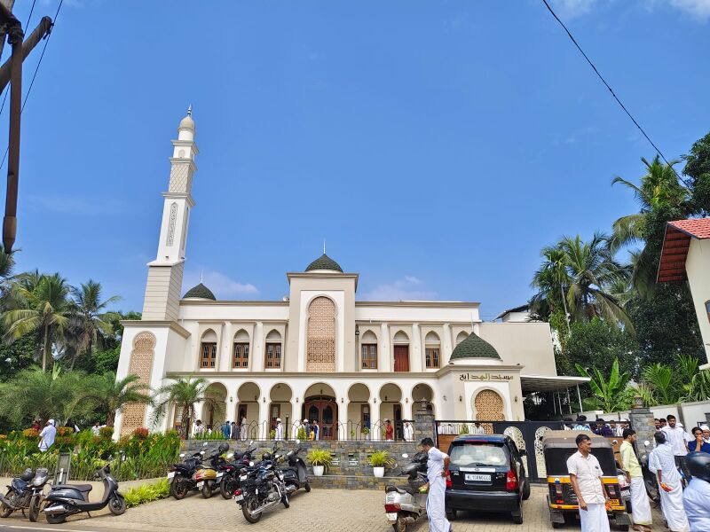 പ്രമാണം:18009 Masjidhul Hidhaya.jpeg