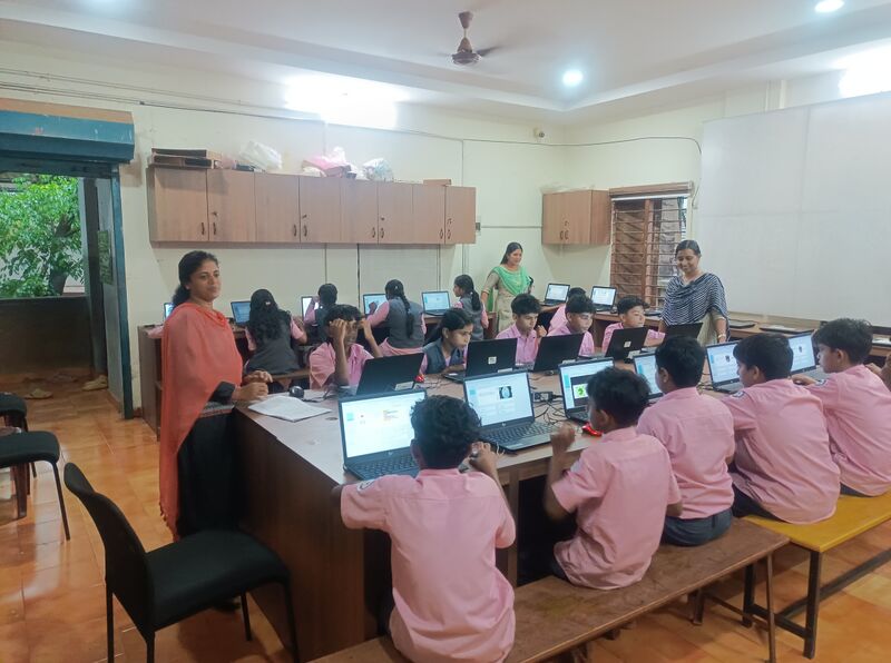 പ്രമാണം:18061LK APTEXAM1.jpg