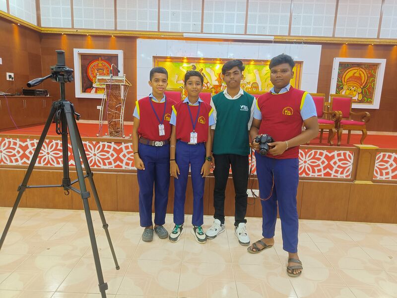 പ്രമാണം:21060 LK DOCUMENTATION TEAM.jpg