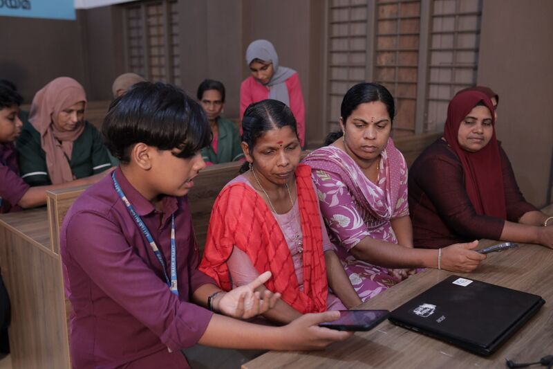 പ്രമാണം:21096 HARITHA KARMA SENA 33.jpg