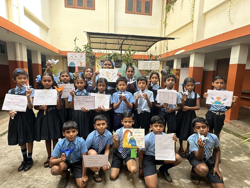 പ്രമാണം:26337 ekm-Hiroshima Day.jpg