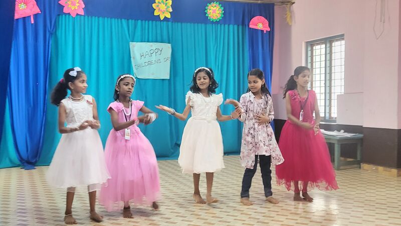 പ്രമാണം:29228 sis3.jpg