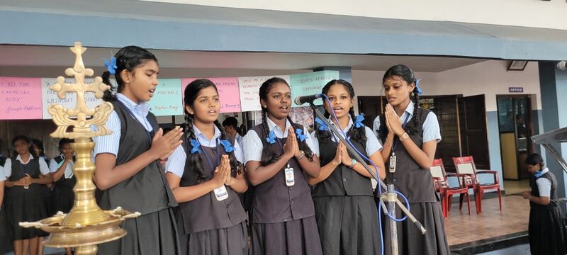 പ്രമാണം:34046 r1.jpg