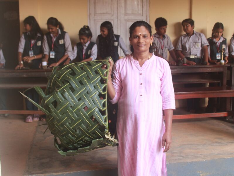 പ്രമാണം:37001-Puravasthu Pradarsanam-9.jpg