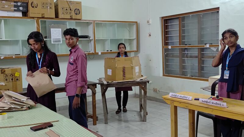 പ്രമാണം:42085 elect 4.jpg