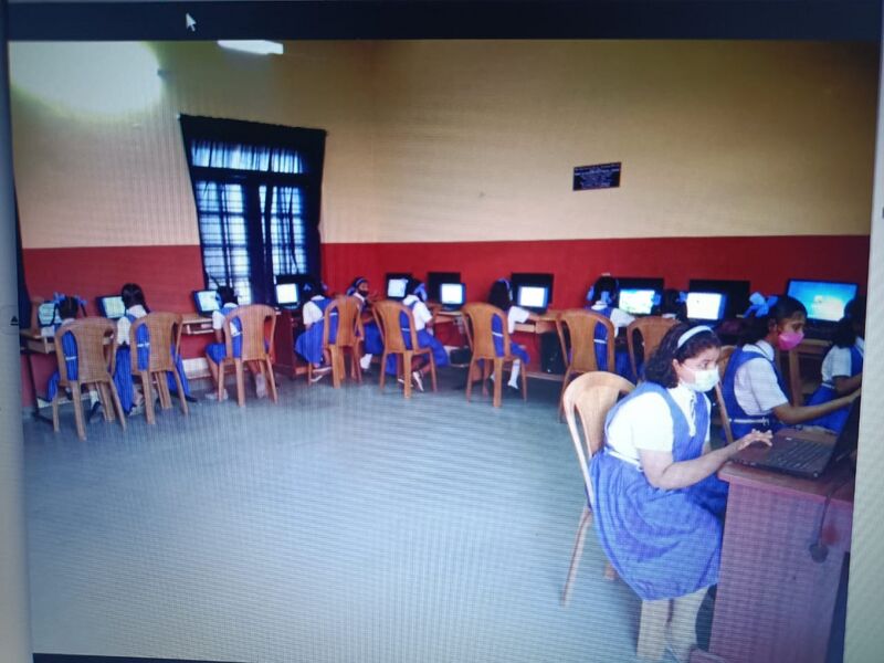 പ്രമാണം:Digital class4.jpeg