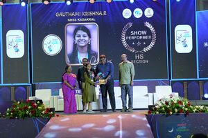 Gauthami krishanan kollam-hv4-bestPerformer-.jpg