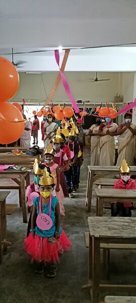 പ്രമാണം:തിരികെ വിദ്യാലയത്തിലേക്ക് നവംബർ 1.jpg