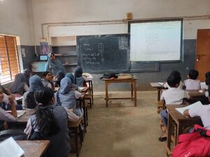 21085 hightech14.jpeg