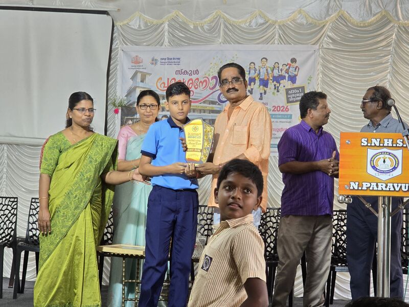 പ്രമാണം:25068 2026-27 praveshanolsavam prize distribution-4.jpg