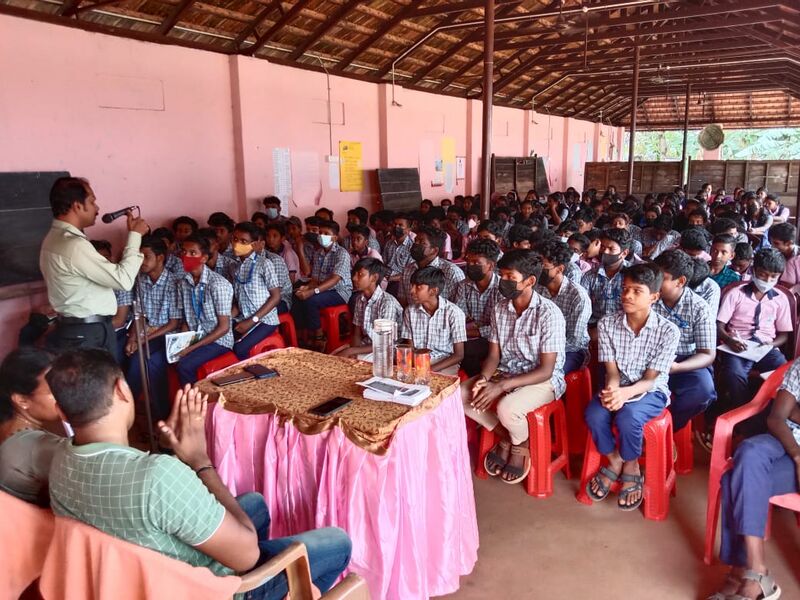 പ്രമാണം:39055-lahari12 (8).jpeg