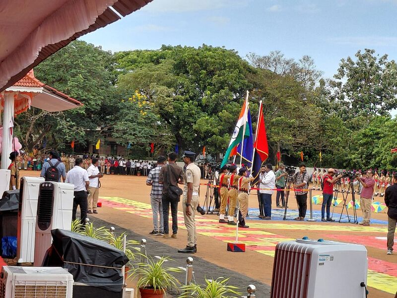 പ്രമാണം:42042 spc day2.jpg