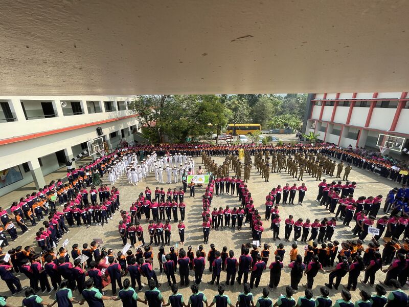 പ്രമാണം:No war.jpg