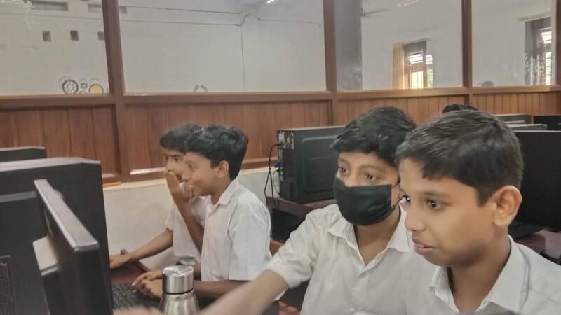 പ്രമാണം:14028 lkprecamp (7).jpg