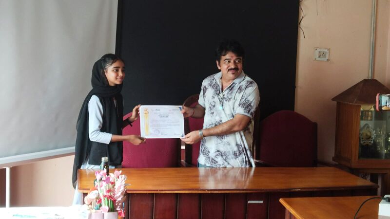 പ്രമാണം:18677 26mar15.jpg