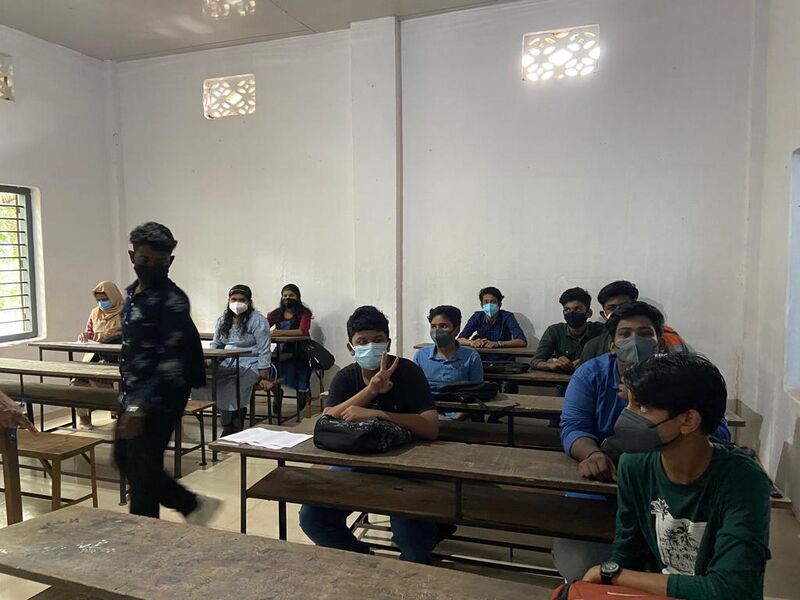 പ്രമാണം:19068 B2S 18.jpeg