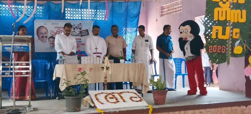 പ്രമാണം:35055 PREVESHANAULSAVAM 26.jpg