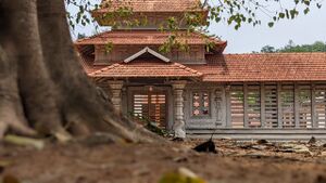 12049 thayannur temple.jpg