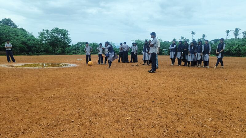 പ്രമാണം:13104 KNR GOAL2026-BEST KICK5.jpg