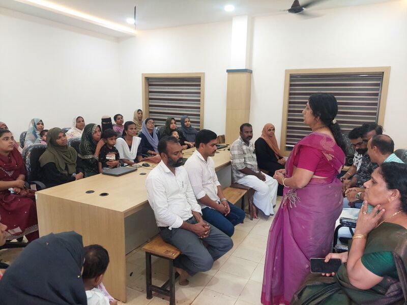 പ്രമാണം:19001 camp1.resized.jpg