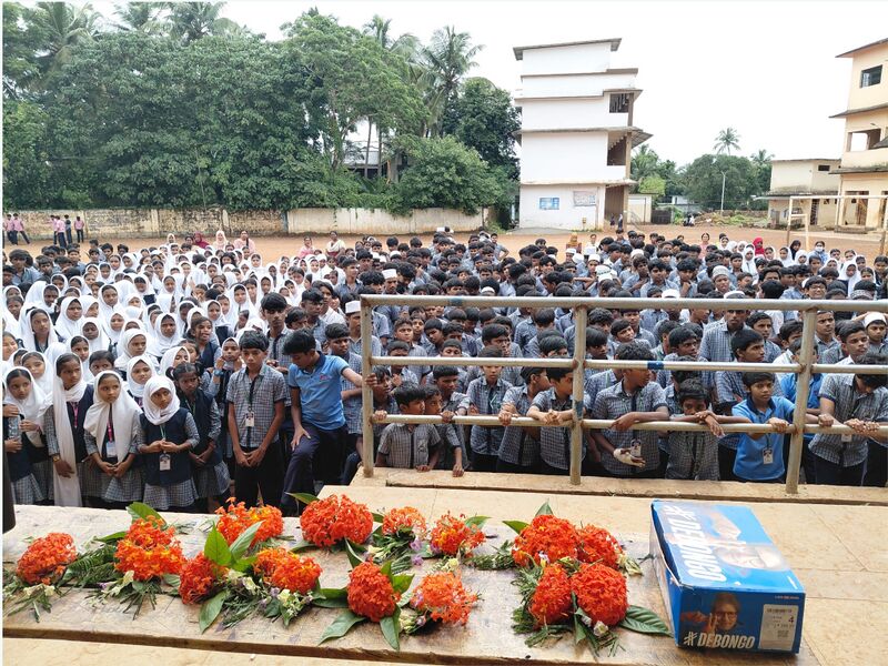 പ്രമാണം:19077 school parlament election22.jpg