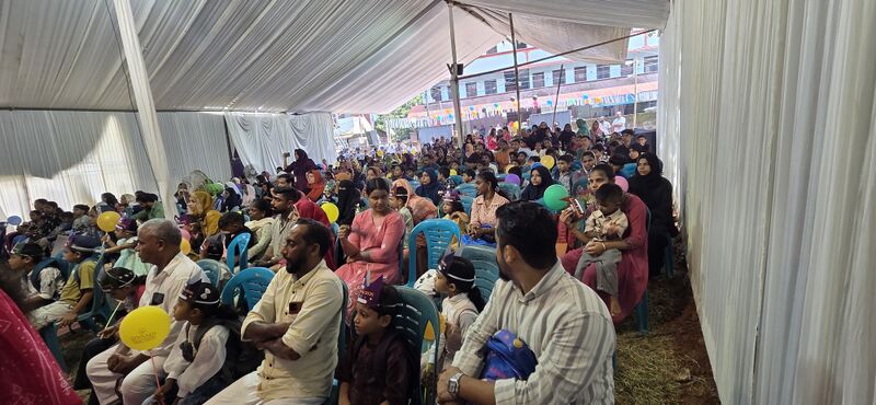 പ്രമാണം:19868-School opening ceremony-2026-Audeince.jpg