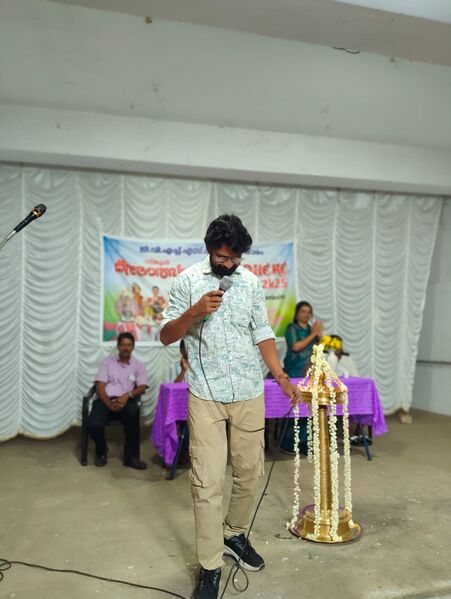 പ്രമാണം:25072GHSK -SCHOOL KALOLSAVAM6.jpg