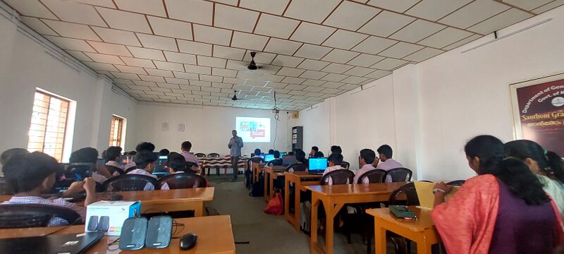 പ്രമാണം:31085 LK Preliminary Camp 2.jpg