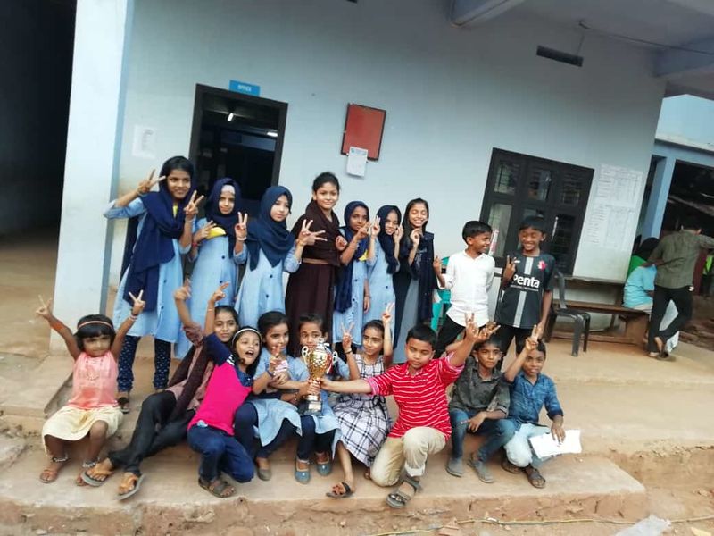 പ്രമാണം:48232 engli.jpg