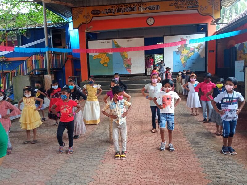 പ്രമാണം:BS21 PKD 20519 9.jpg