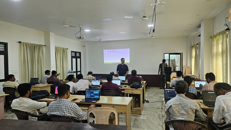 പ്രമാണം:Drcmlp tb 146.jpg