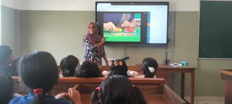 പ്രമാണം:13557 HITECH IMAGE2.jpg