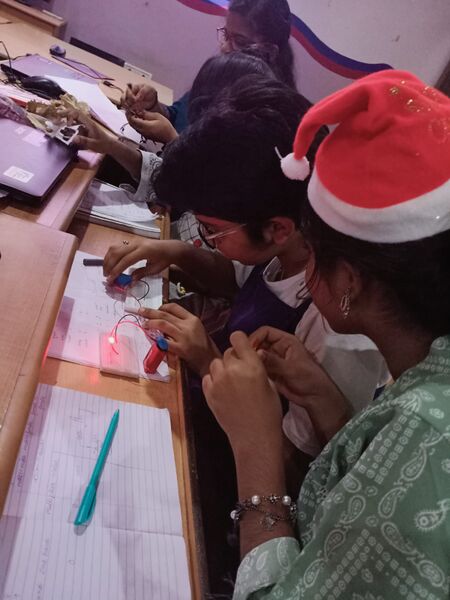 പ്രമാണം:41068 ardino6.jpeg