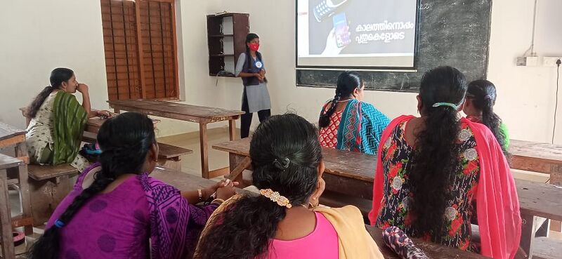 പ്രമാണം:42022 MothersTraining Program 1.jpeg