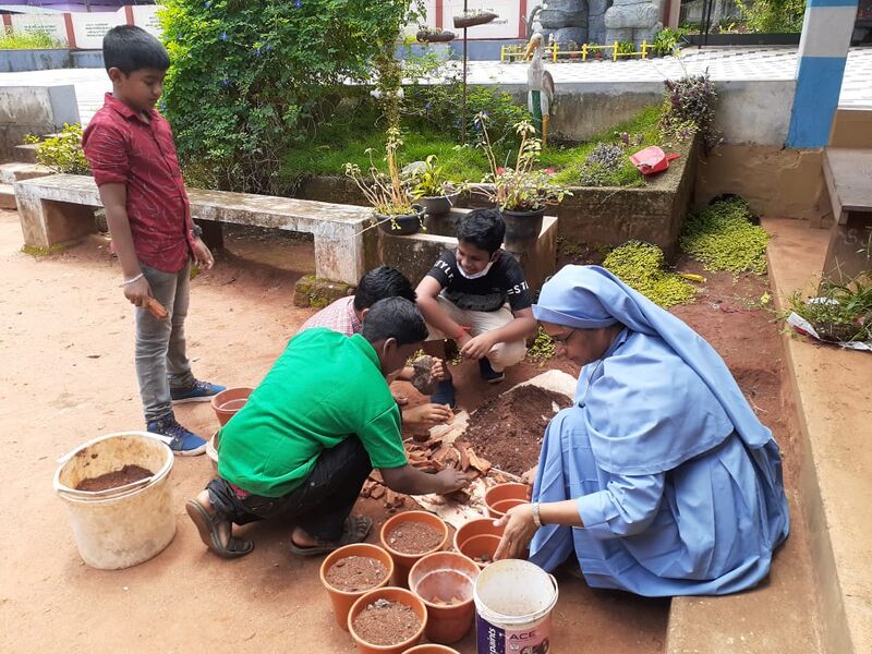 പ്രമാണം:44253 Ecoclub.jpg