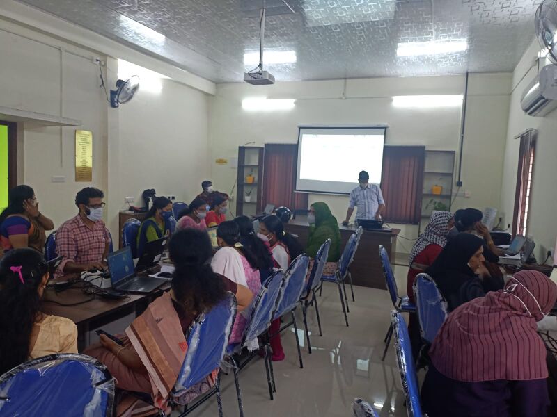 പ്രമാണം:Alp 35021 01.jpeg