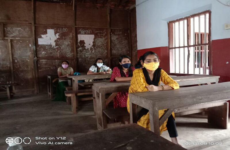 പ്രമാണം:BS21 PTA 37053 5.jpg